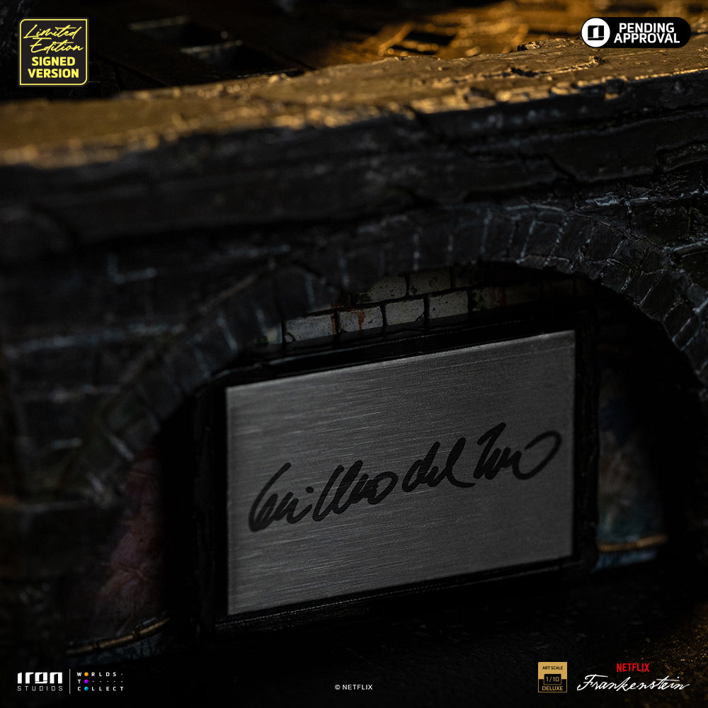 Pre-Order - Statue Frankenstein's Monster (Signed ver.) - Guillermo Del Toro's Frankenstein - Deluxe Art Scale 1/10 - Iron Studios