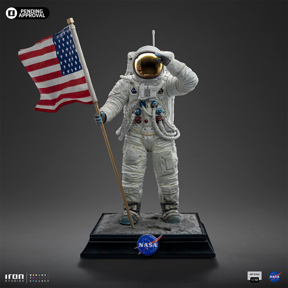 Statue Apollo 11 Astronaut  NASA  Art Scale 1/10  Iron Studios