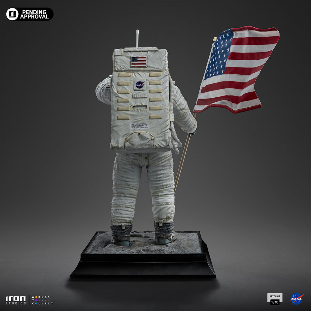 Statue Apollo 11 Astronaut  NASA  Art Scale 1/10  Iron Studios