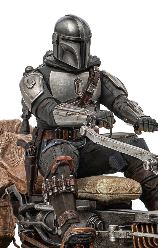 The Mandalorian on Speederbike  Star Wars: The Mandalorian  Art Scale 1/10  Iron Studios