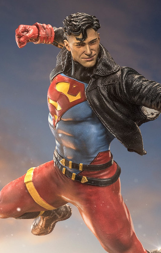 Superboy - DC Comics - Art Scale 1/10 - Iron Studios