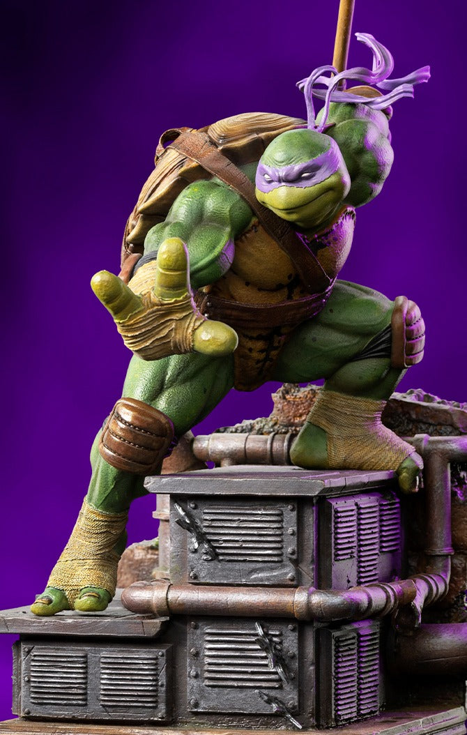 アメコミ TMNT Donatello Statue 1/6scale TMNT Donatello 1/6 Scale Figure | MONDO - Spec Fiction Shop