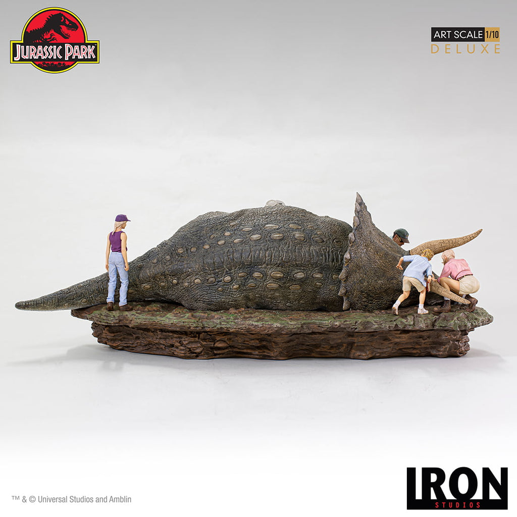 Triceratops Diorama - Jurassic Park - Art Scale 1/10 - Iron Studios
