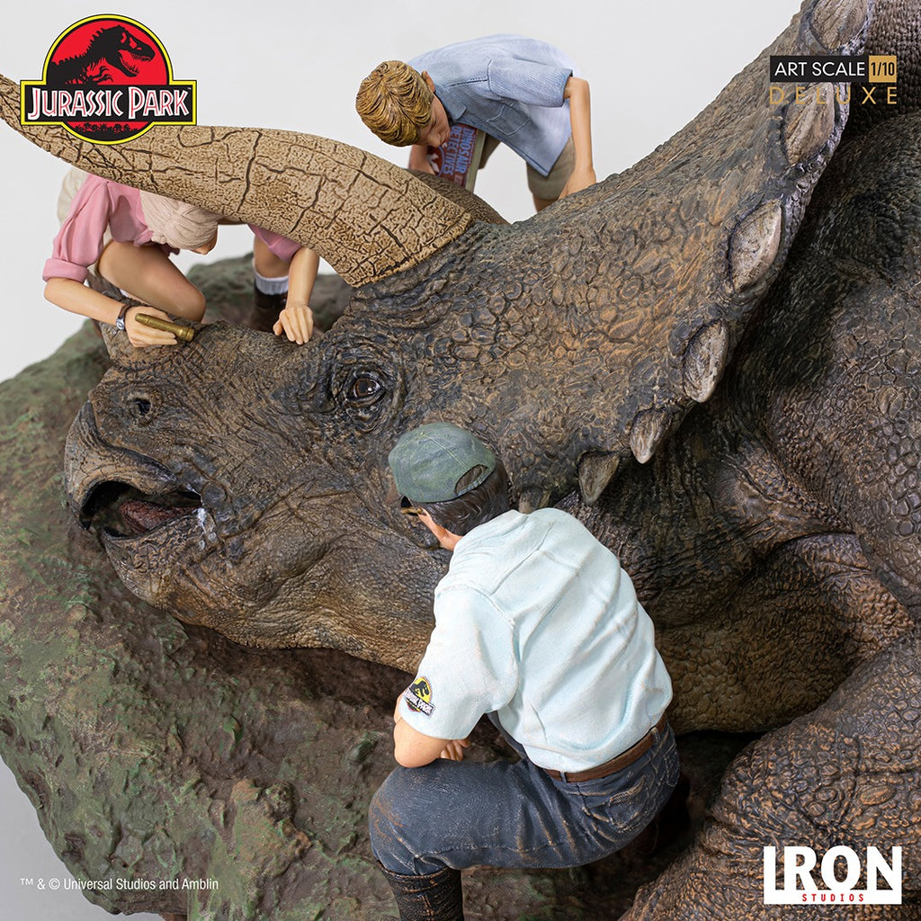 Triceratops Diorama - Jurassic Park - Art Scale 1/10 - Iron Studios