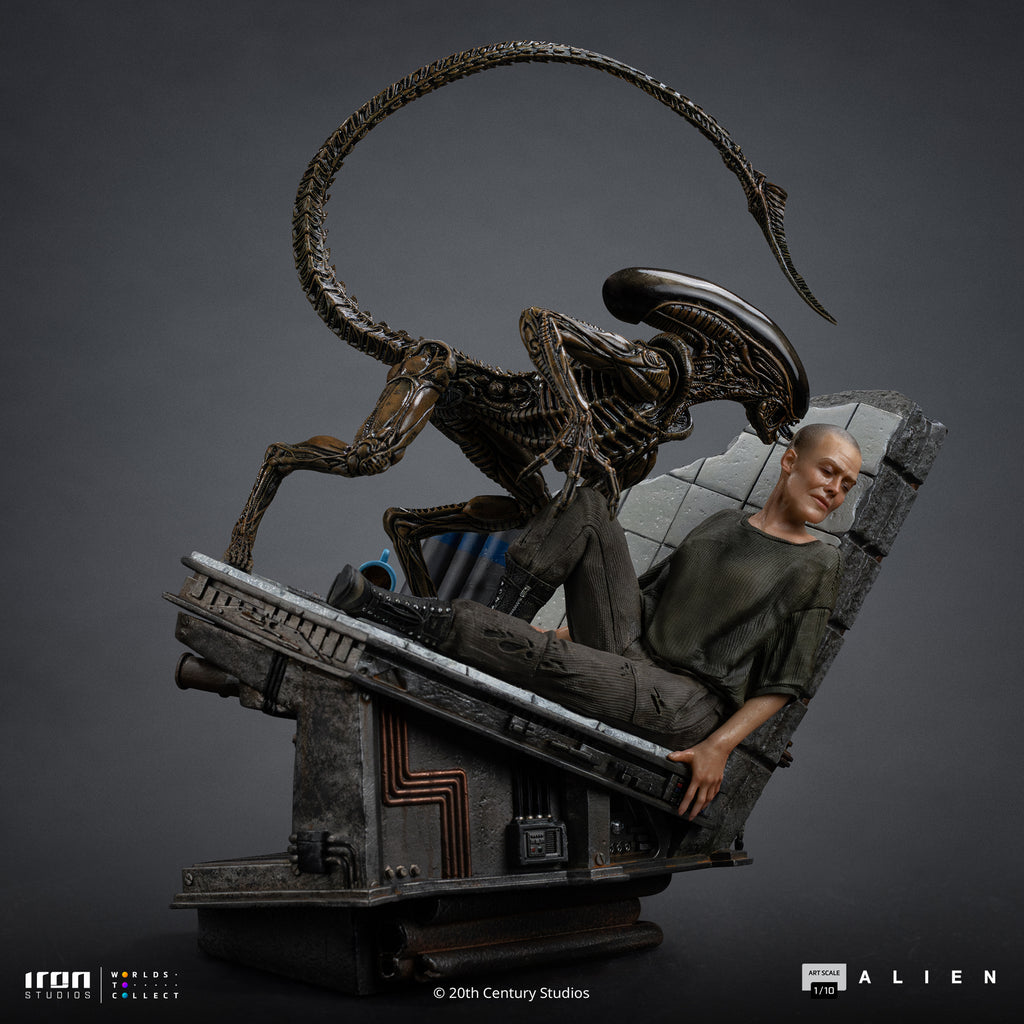 Pre-Order - Statue Ellen Ripley & Dog Alien – Alien 3 – Art Scale 1/10 – Iron Studios