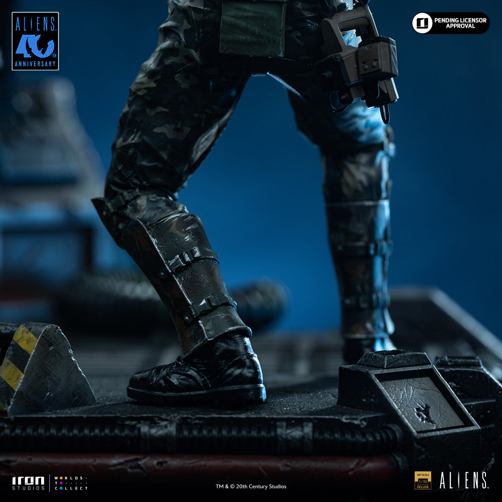 Pre-Order - Statue Alien Xenomorph Warrior vs Corporal Dwayne Hicks - Aliens - Art Scale 1/10 - Iron Studios