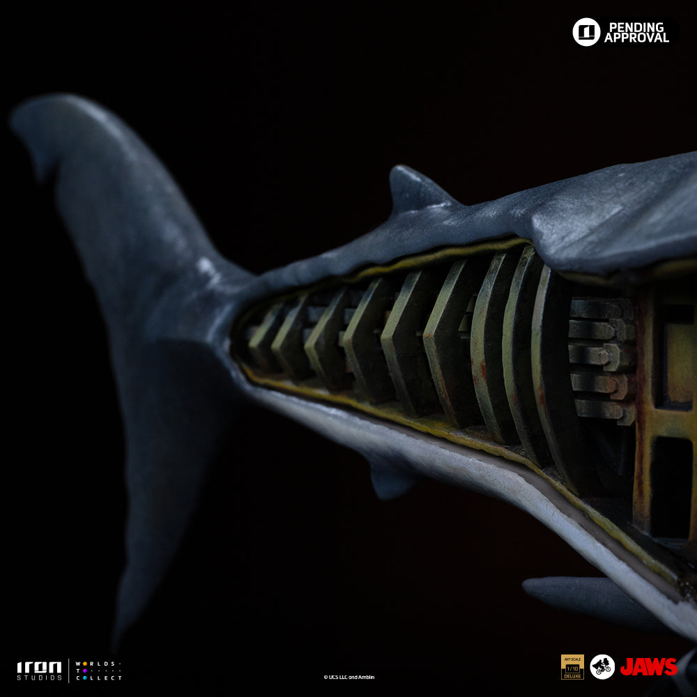 Pre-Order - Statue Steven Spielberg & Jaws 50th Anniversary – Deluxe Art Scale 1/10 – Iron Studios