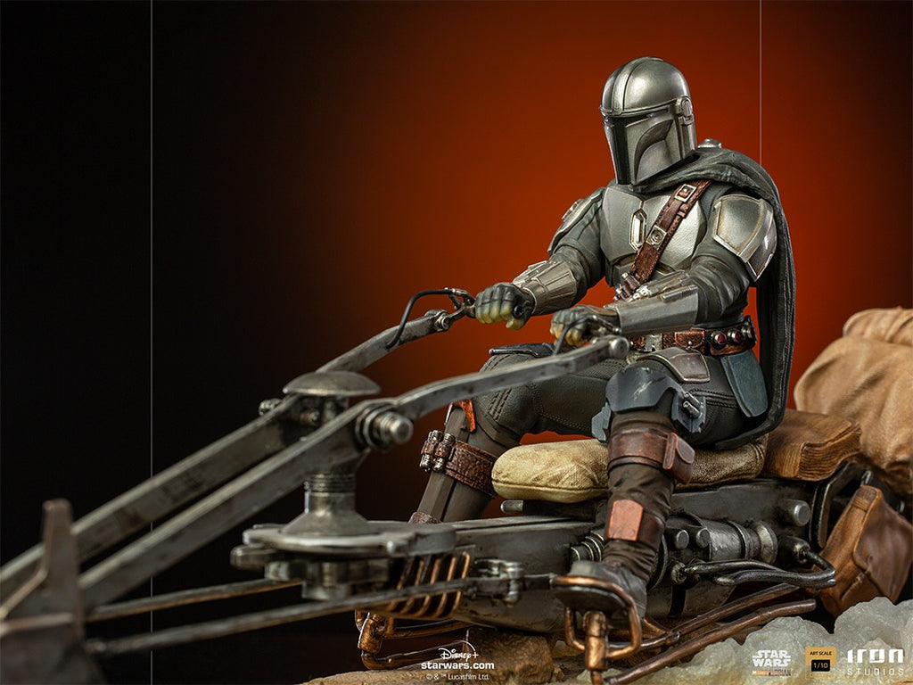The Mandalorian on Speederbike - Star Wars: The Mandalorian - Art Scale 1/10 - Iron Studios