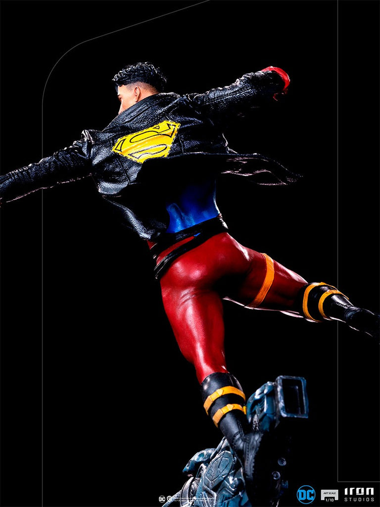 Superboy - DC Comics - Art Scale 1/10 - Iron Studios