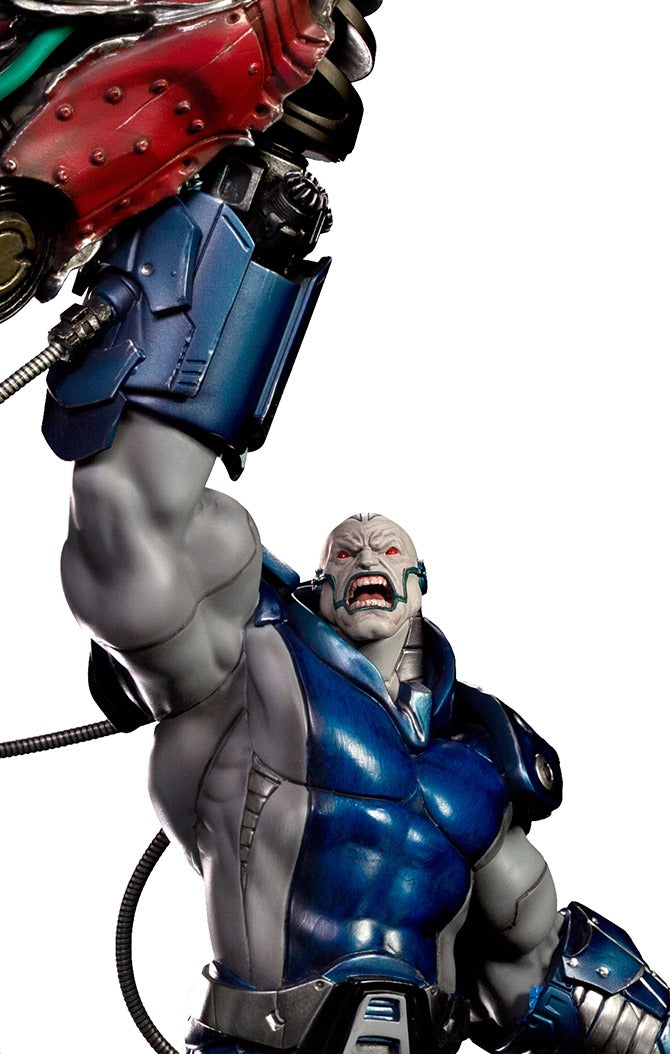 X-Men statues and from the hero universe are at Iron Studios