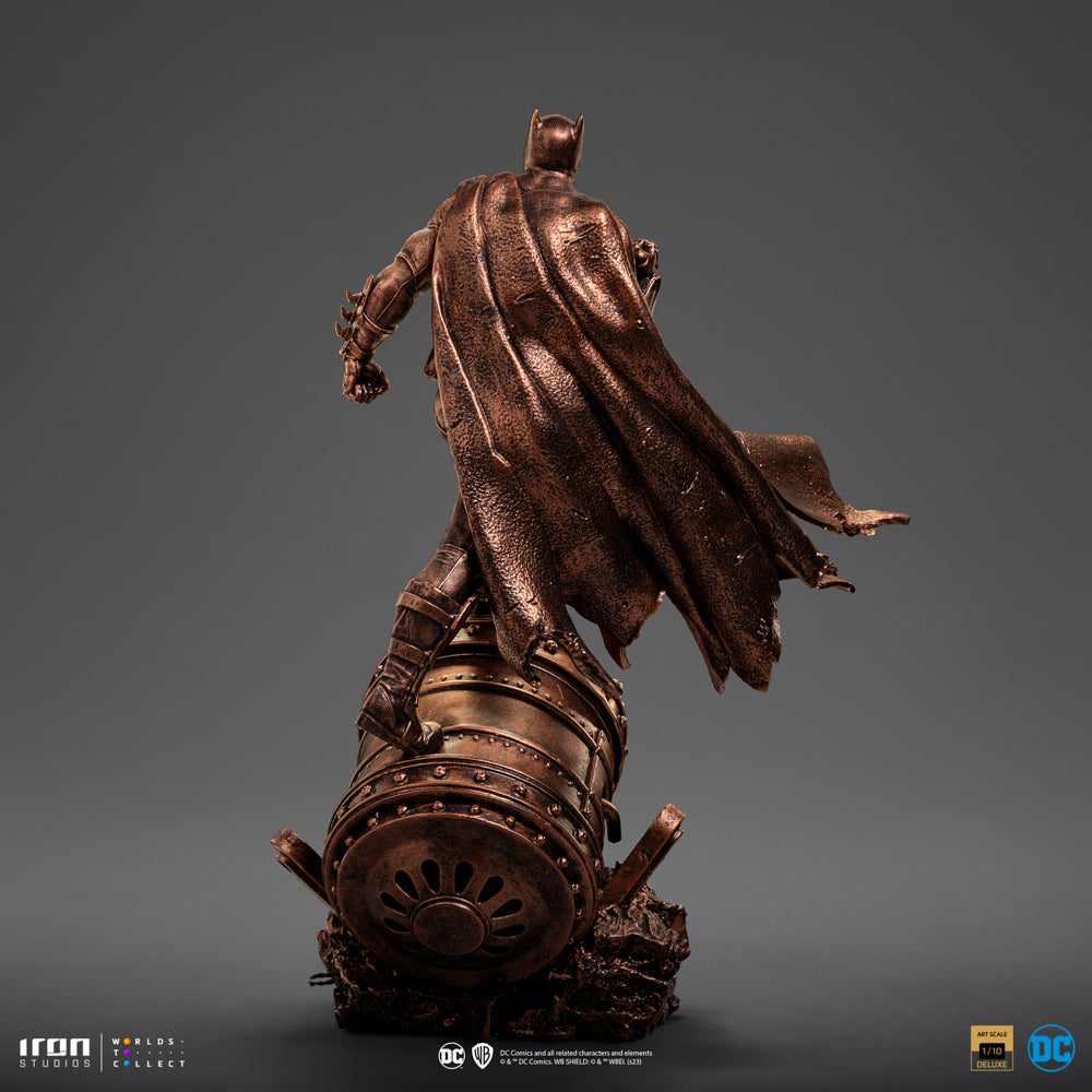 Batman Deluxe (Bronze Version) - DC Comics - Art Scale 1/10 - Iron Studios