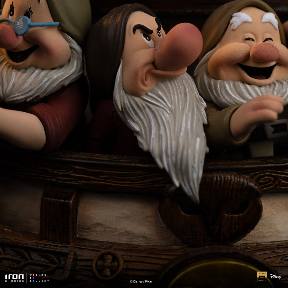 Digital Pre-Order - Statue Snow White Deluxe - Snow White and the Seven Dwarves - Art Scale 1/10 - Iron Studios